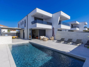 House Villa MI Pula