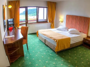Hotel Piatra Craiului - Complex Cheile Gradistei Fundata