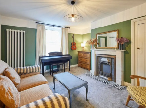 Host Stay Cheviot Street
