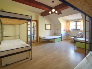 Hostel Little Quarter