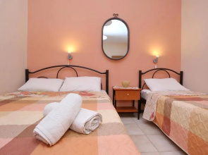 Maria Rooms