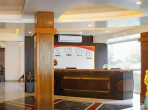 Hotel Hilltop International