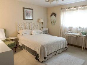 Atherton House Bed & Breakfast