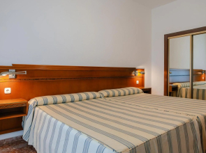Port Europa Hotel