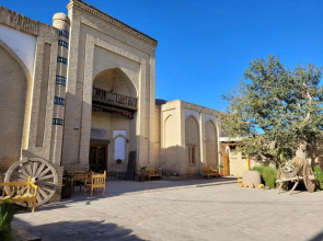 Polvon Qori Boutique Hotel