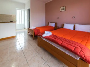 Anthi Studios & Apartments