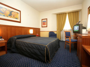 Pacific Hotel Fortino