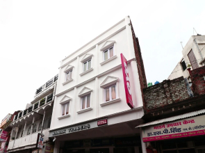 OYO 14811 Hotel Royal Monarch