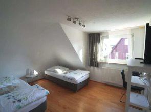 Fewo Reutlingen Heinestrasse DG