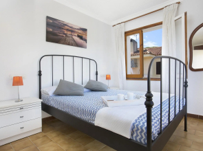 Tensi in Blanes with 5 bedrooms and 2 bathrooms