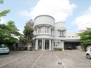 Airy Candisari Sisingamangaraja 4 Semarang