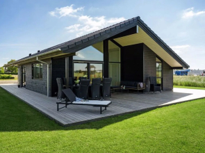"Thalie" - 400m from the sea in Funen