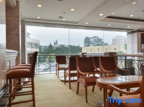 Xikang Hotel