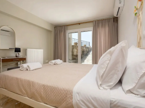 Tumeremos Holiday Apartment for 8 People Private Bbq Area