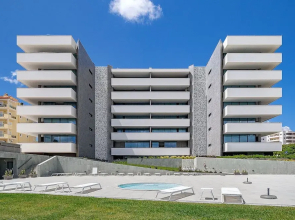 Lagos Deluxe 1 With Pool by Homing