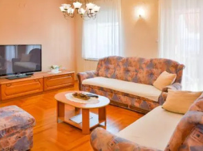 Apartment Karlo 1