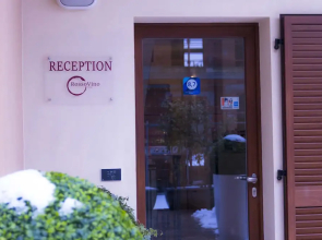 Hotel RossoVino Como