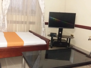 Embrace Hotel
