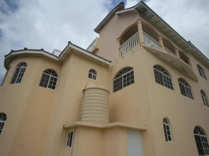 Belaire Vacation Home