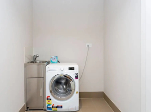 Chic Designer Apartment in Olympic Park + Parking