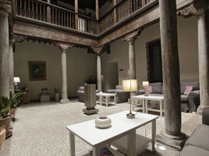 Shine Albayzín Hotel