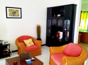 One bedroom appartement at Flic en Flac 800 m away from the beach with shared pool enclosed garden and wifi