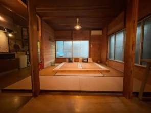 三丁庵 桜祭りに行こう カップルプランに長期滞在プランもあります We have long stay plan in Old Japanese modern style house