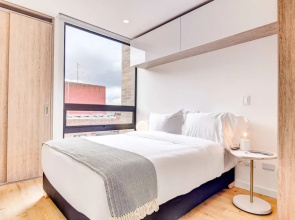 w Designer Loft in the Heart of Bogot
