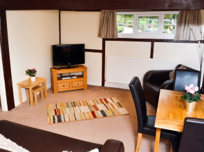 Wrenbury Mill Marina Apartments