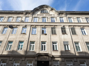 Central Garden Apartments