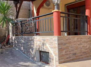 Petrino 2 by Vasileia