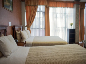 Hotel Diamante Azul