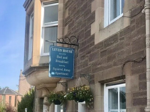 Squirrel Away Apartment Crieff