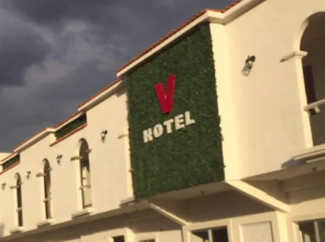 Hotel V