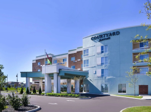 Courtyard Columbus Grove City