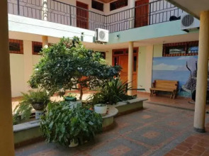 Hostal Dumbira