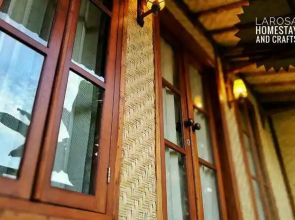 Larosa Homestay