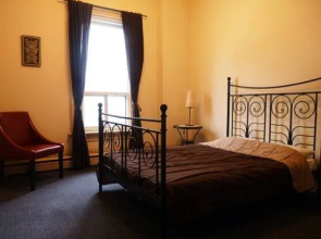 Global ViIlage Backpackers Youth Hostel