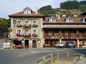 Hosteria Peña Sagra