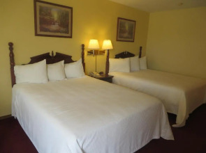 Honeysuckle Inn - Mountain View