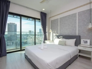 Spacious 2BR Suasana, Near CIQ JB Sentral