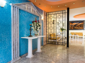 Oasis Apartments