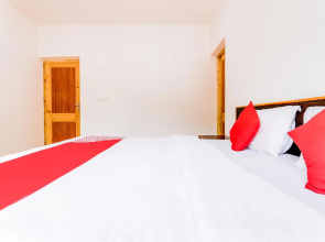 OYO 72466 Hotel Yuvraj