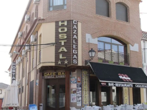 Hostal Cazalegas