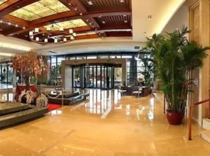 Warm Island Lake Resort Hangzhou