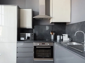 The Hippodrome House - Sleek & Stylish 1bdr Apartment in the Old City