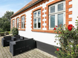 Boutique Holiday Home in Thyholm near Lake