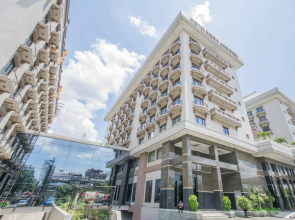 Mega Anggrek Hotel & Convention