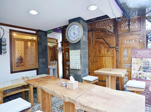 ZEN Rooms Cibogo Pasteur
