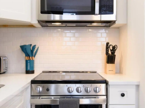 240-11 New Studio Prime Upper East W D